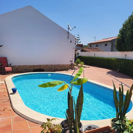 Dom wakacyjny Peaceful Surrounding Private Pool Lourinhã